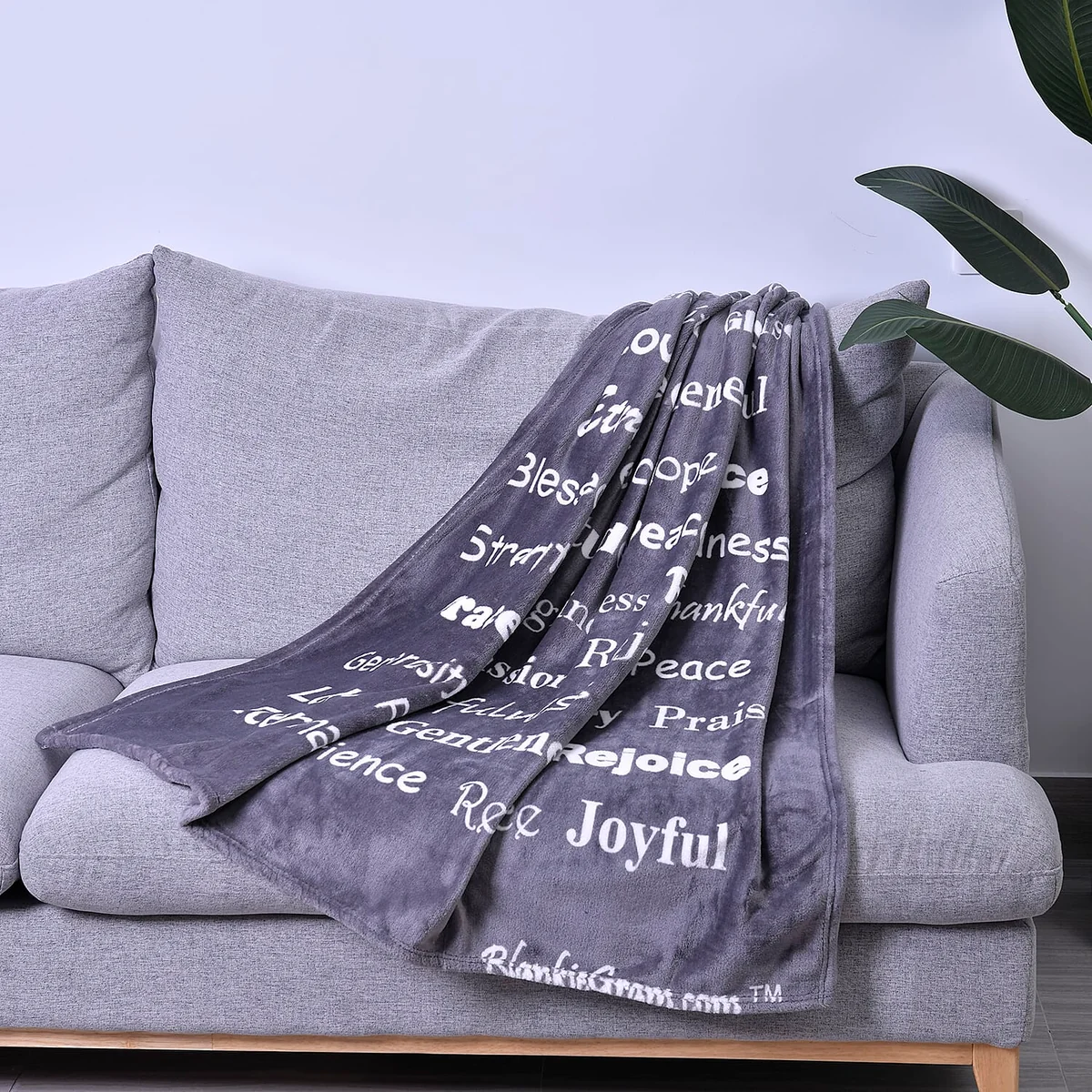 High-End HomeHomeBeddingThrow Blankets 6527554 Flexible