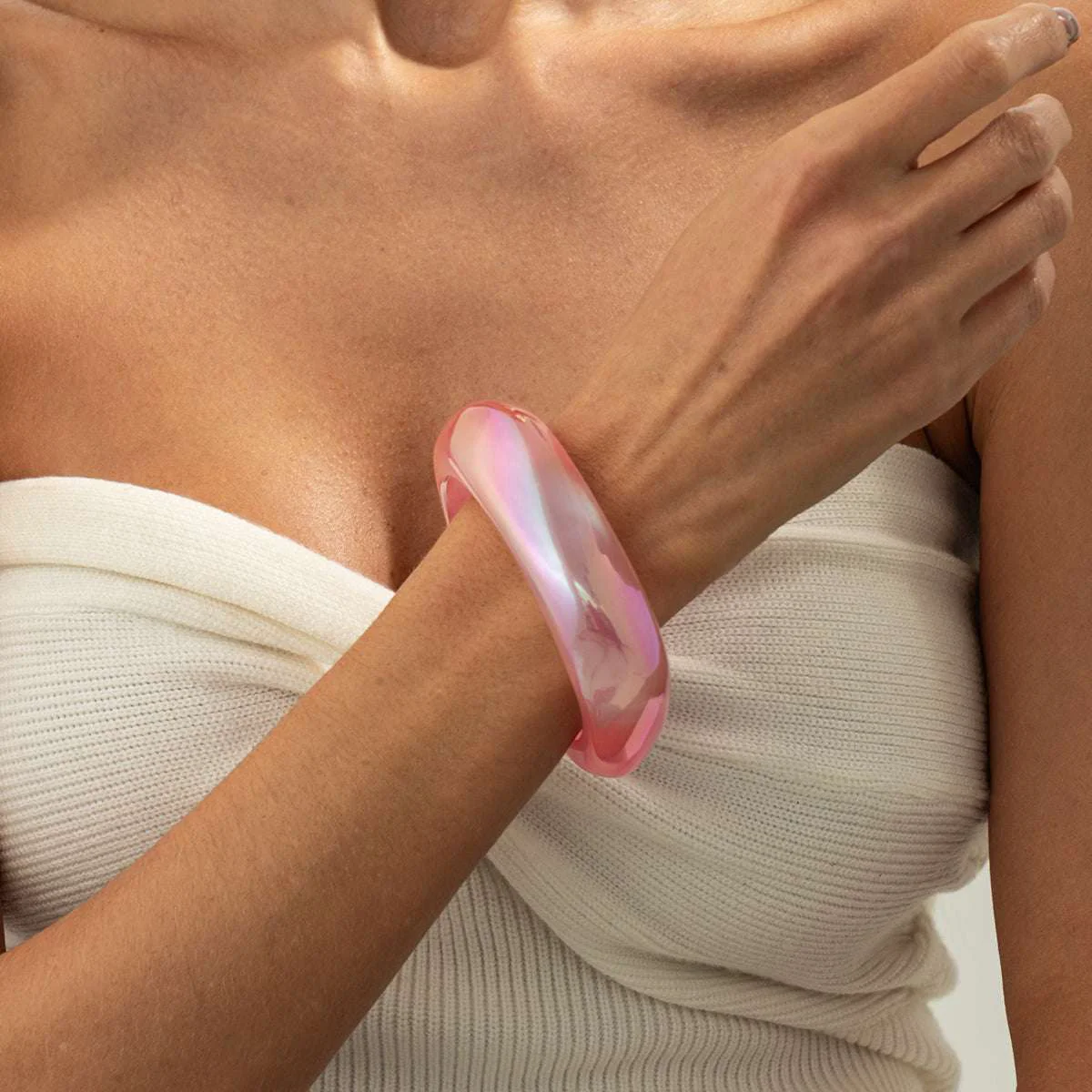 Solid Iridescent Pink Resin Uneven Bangle Fine