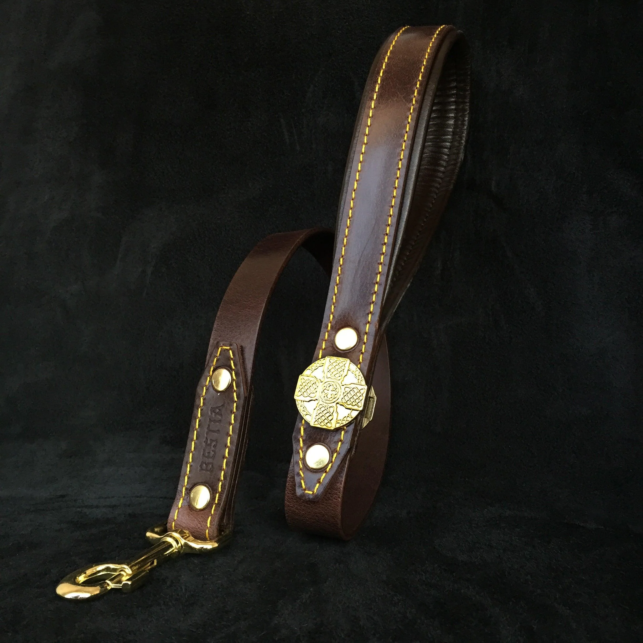 Minimalist The Maximus Brown leash Official