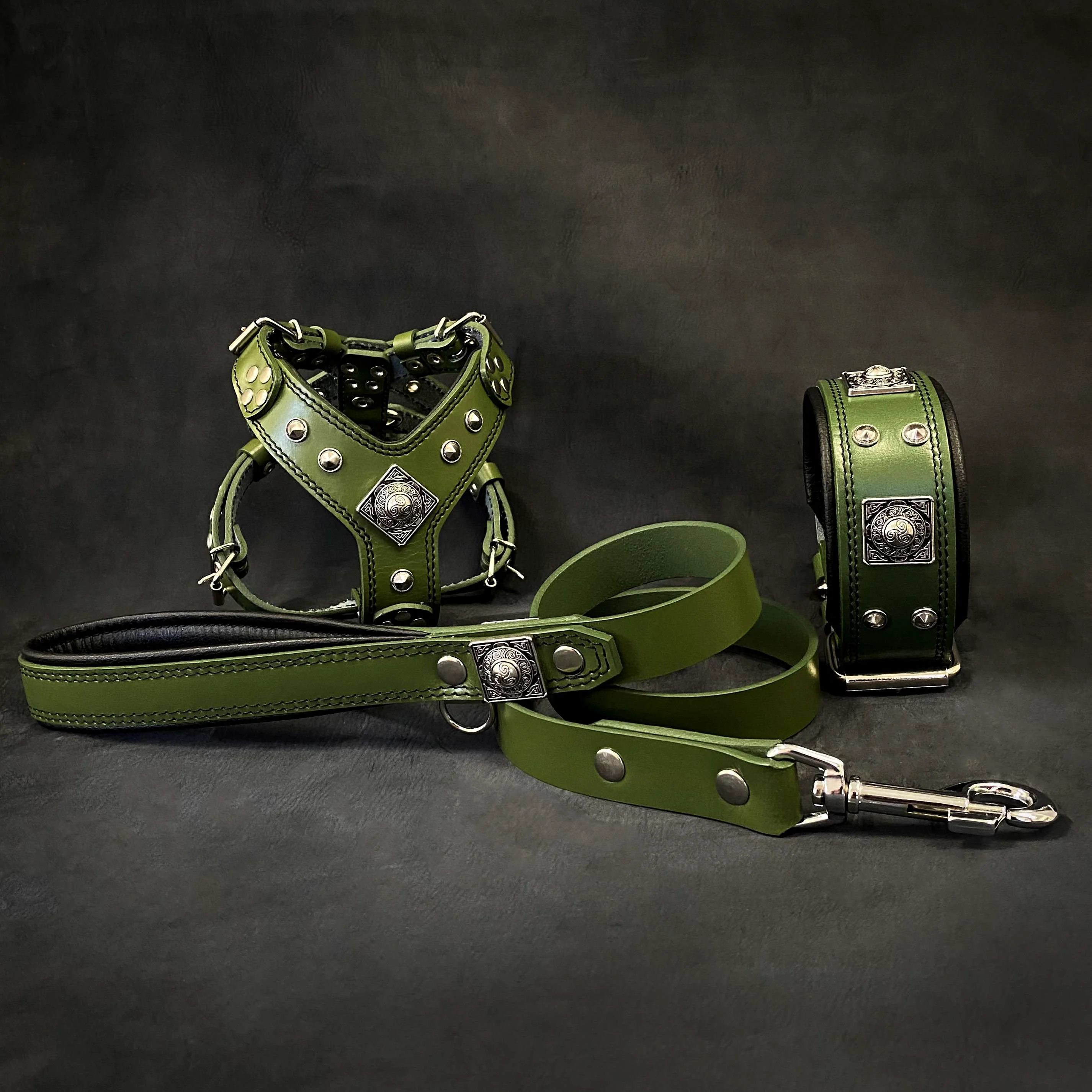 Lightweight The EROS Small to Medium dog SET - Harness - collar - lead. Green Prestigious