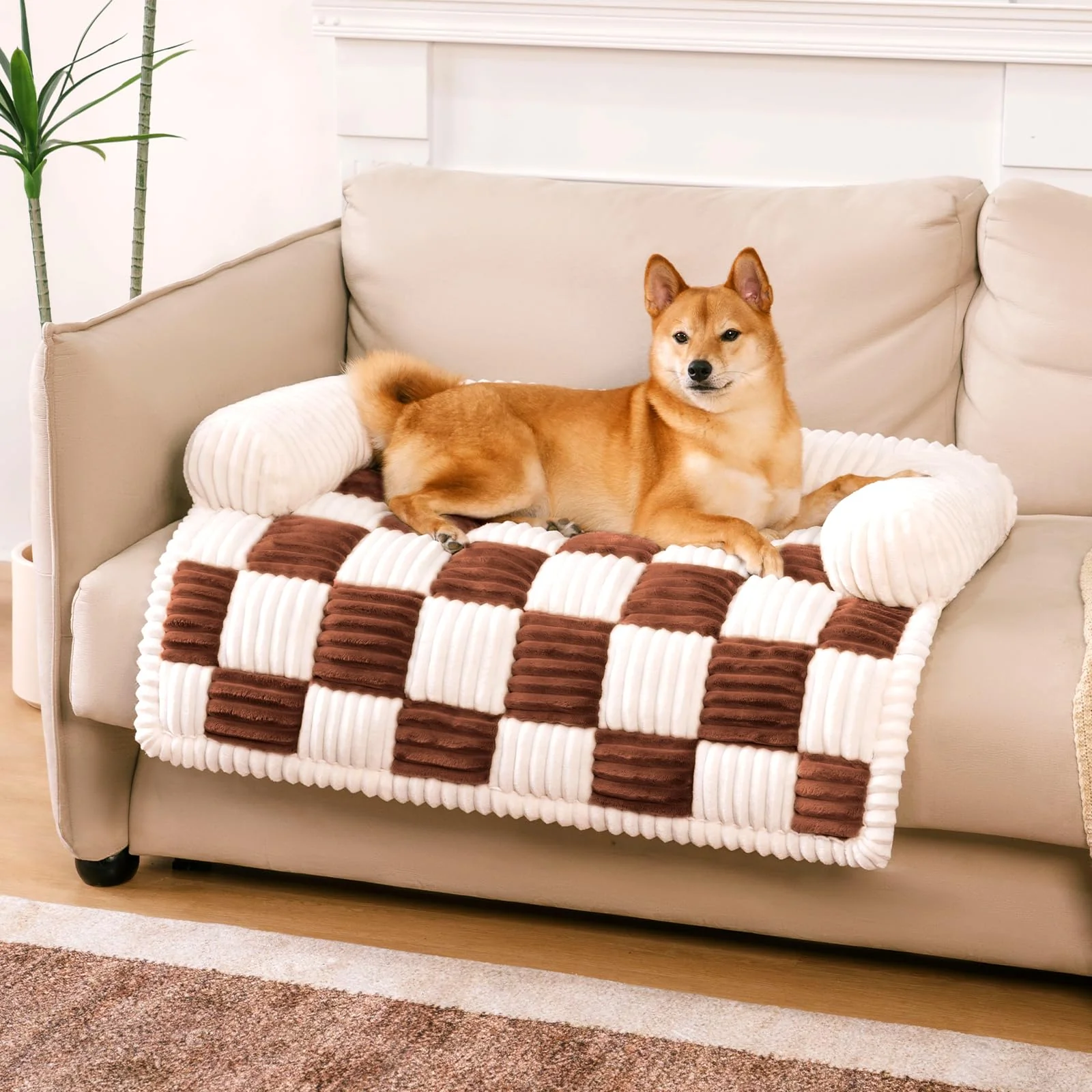 Relaxed FUNNY FUZZY Pet Couch Cover – Medium Brown Non-Slip Sofa Bed Furniture Protector Minimalist