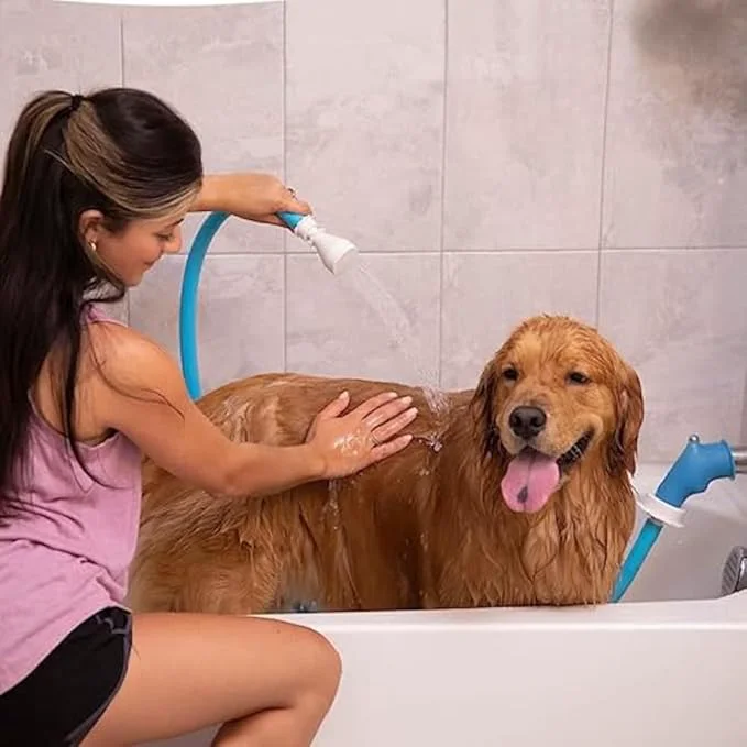 Casual Rinseroo Slip-On Bathtub Faucet Sprayer Attachment. Ultra-Flex Dog Shower Selected