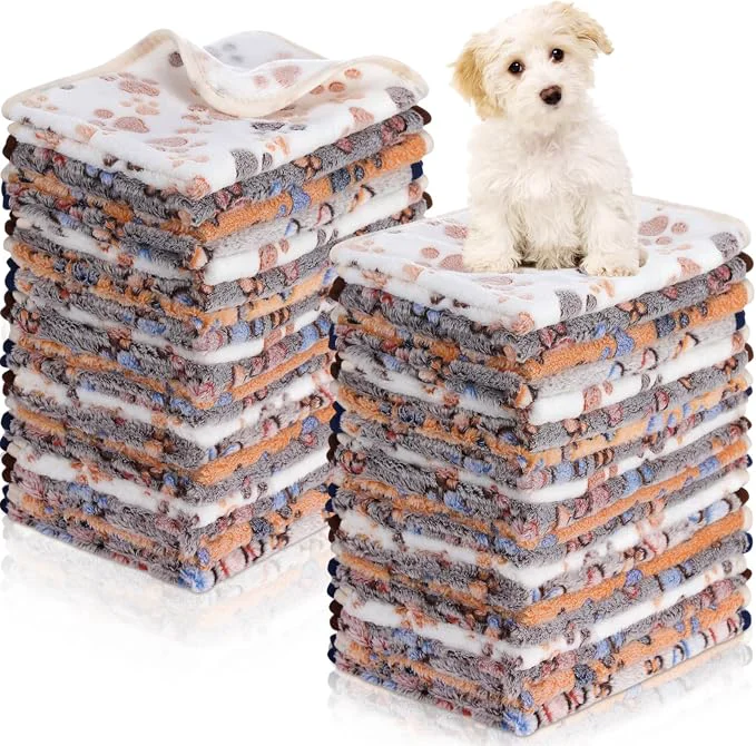 Easy-to-Use Chumia 40 Pcs Blankets Soft Fluffy Fleece Washable Pet Dog Sleep mat Paw Print Flexible