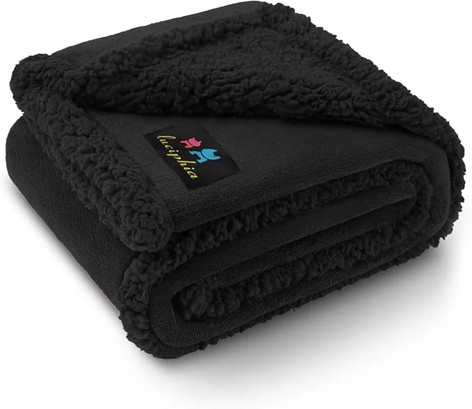 Refined Waterproof Pet Blanket Liquid Pee Proof Dog Blanket Contemporary