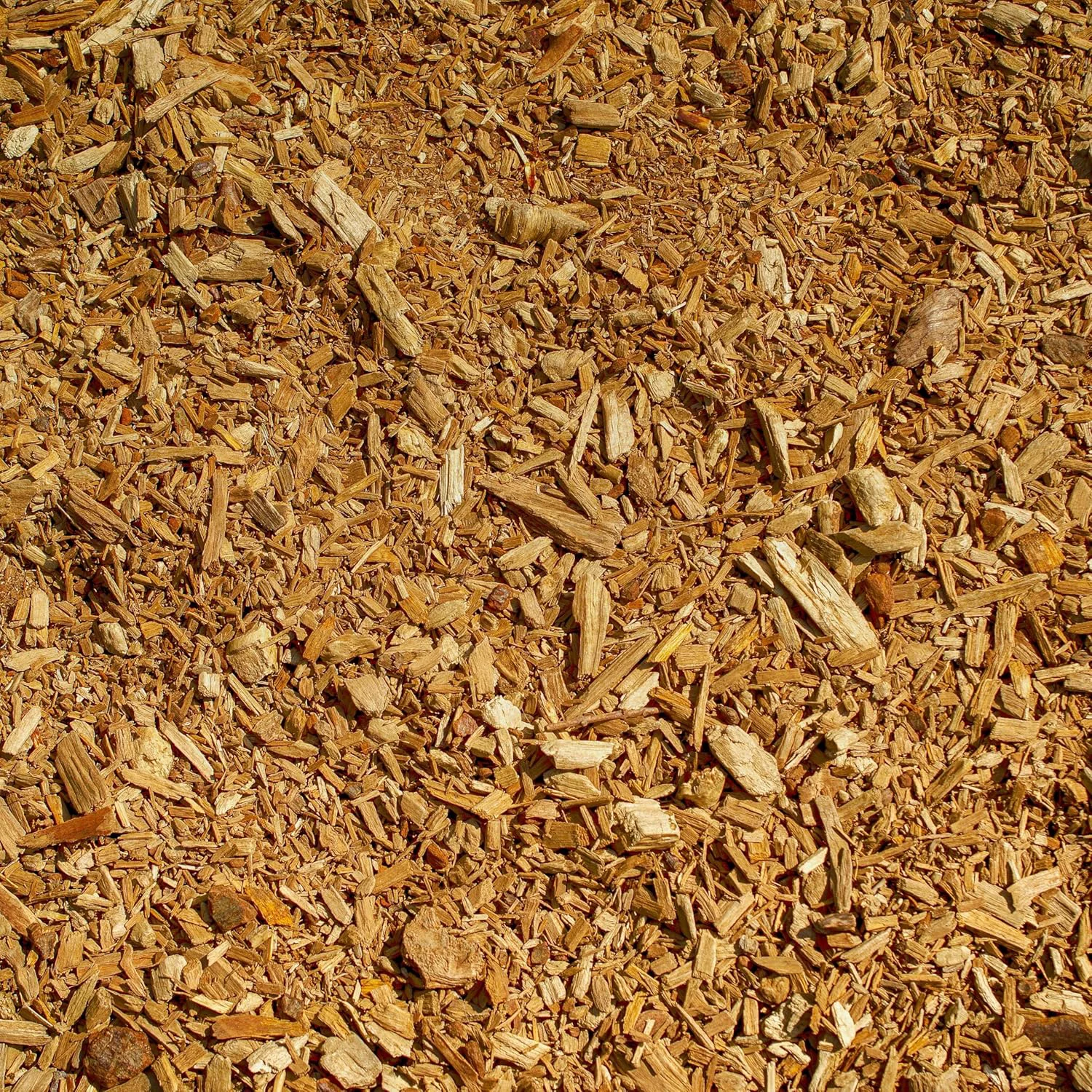 Practical Premium Gold Wood Mulch for Landscaping Gardens Lawns Potting Media and Potted Plants 1.3 CF - 37 L - 39 QTS Classic