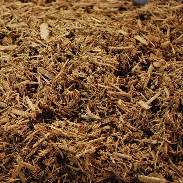 First-Class Premium Eucalyptus Wood Mulch for Indoor Patio Potting Media Gardens Lawns and Landscaping 0.7 CF - 20 L - 21 QTS High-Grade