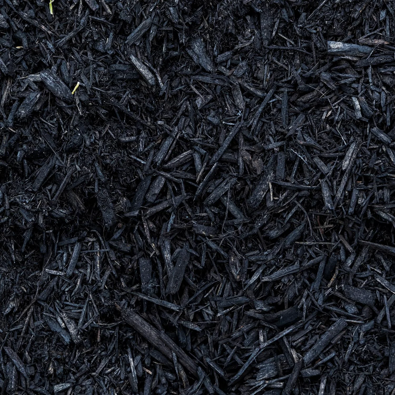 Trusted Premium Black Wood Mulch for Landscaping Gardens Lawns Potting Media and Potted Plants 0.7 CF - 20 L - 21 QTS Luxury