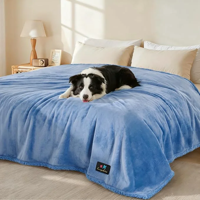 Next-Generation Luciphia Waterproof Pet Blanket Liquid Pee Proof Dog Blanket Functional