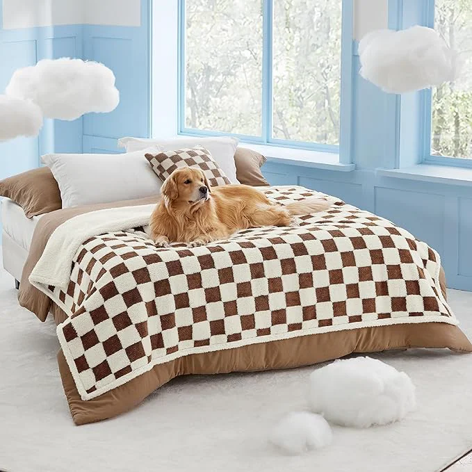 Sophisticated LE SURE Waterproof Dog Blanket for Large Dogs Certified