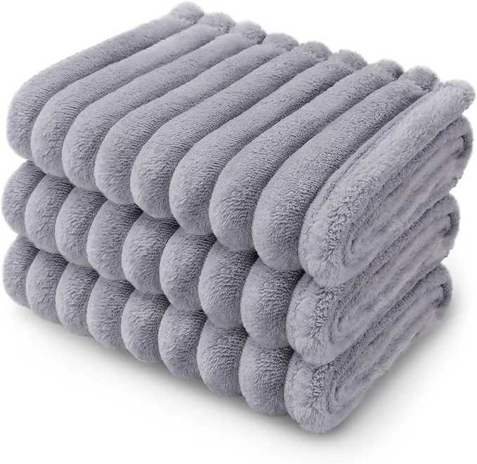 Top-Quality LINENLUX 1 Pack 3 Soft Fleece Dog Blanket Unique