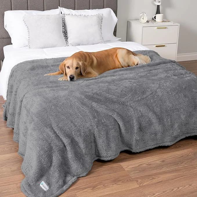Innovative PetAmi Fluffy Waterproof Dog Blanket High-End