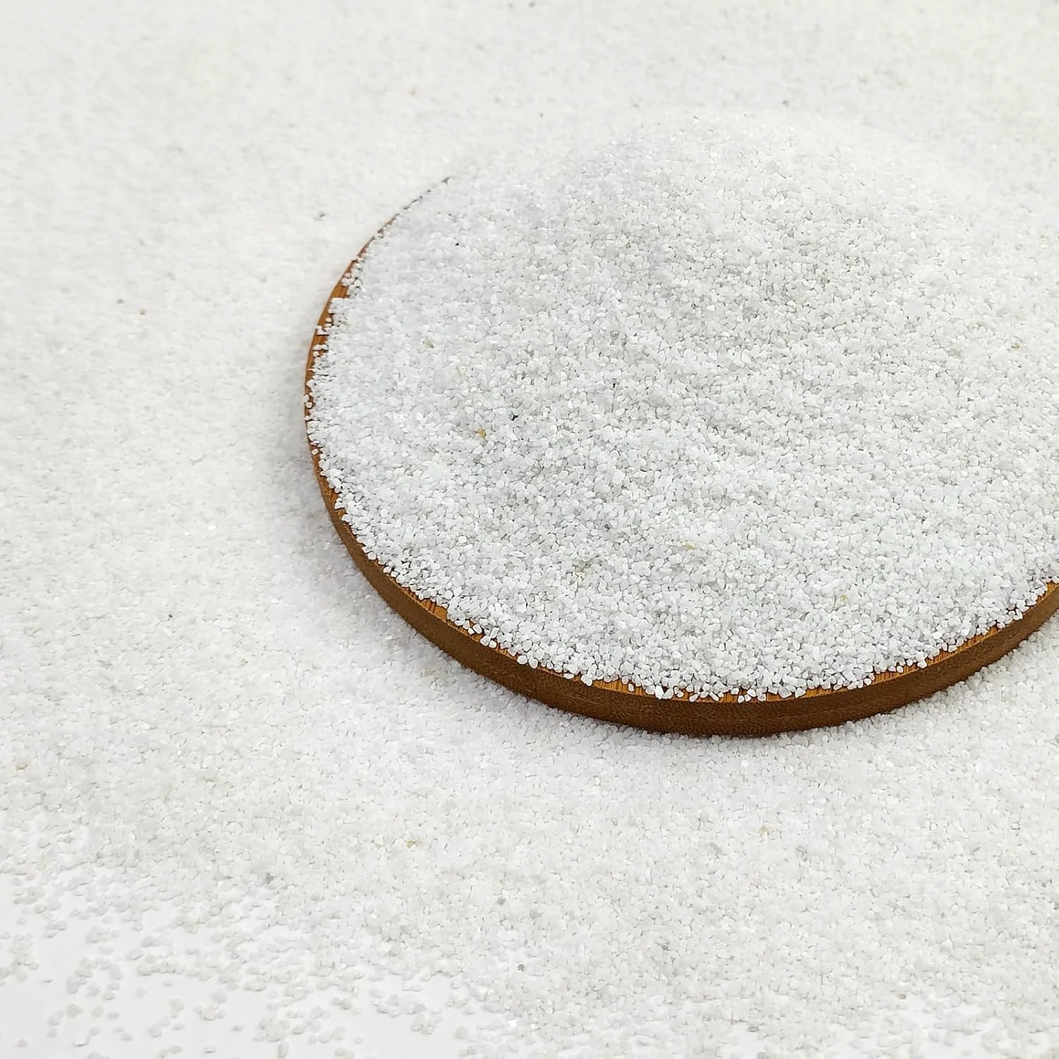 Premium Material 5 lbs Aquarium White Sand 0.8-2 mm Mini Aquarium Gravel. Coarse Sand for Fish Tank Paintings Succulent Plants Potted Fire Pits Candle Vase Filler and Crafts Excellent