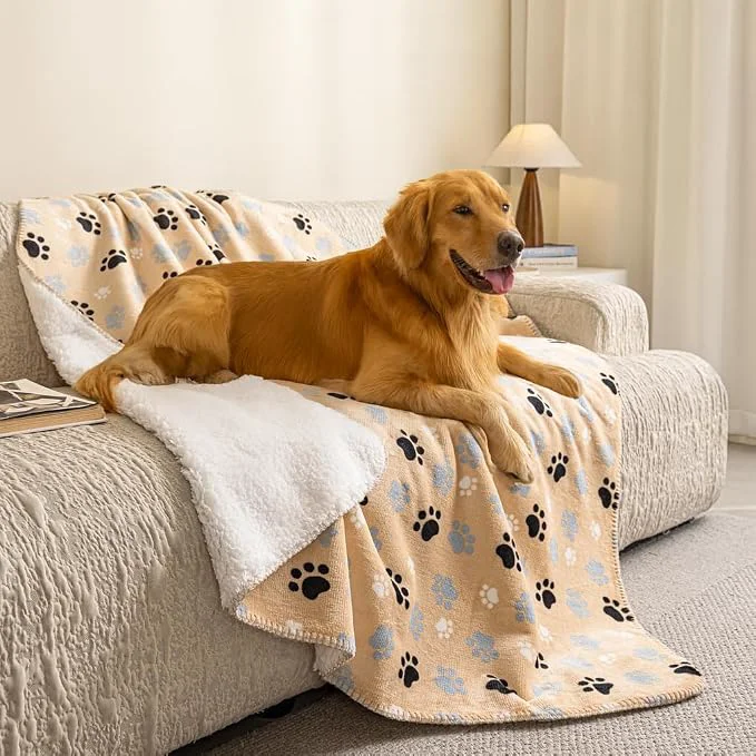 Durable Dog Blankets Waterproof Pet Blanket Paw Printing Super Soft Warm Fluffy Flexible