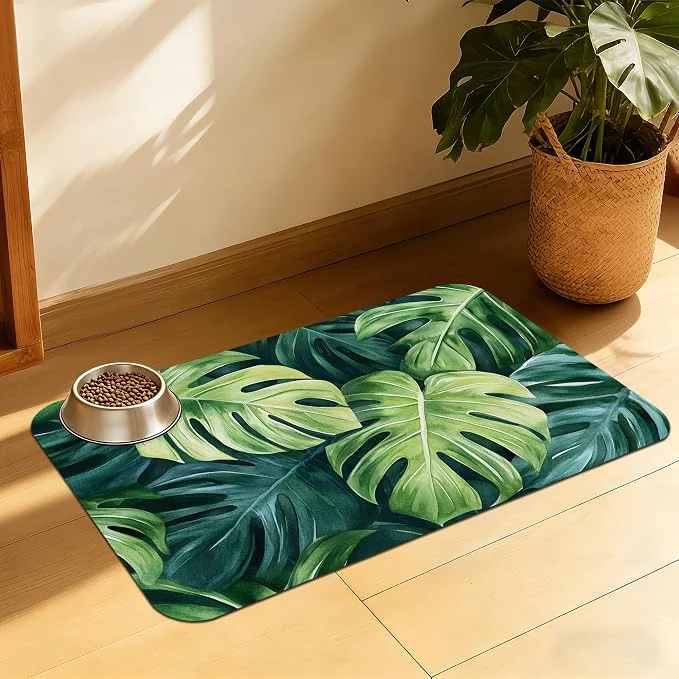 Fine Crafted Tropical Palm Leaves Pet Feeding Mat Absorbent Quick-Dry Dog Cat Bowl Mat Elegant