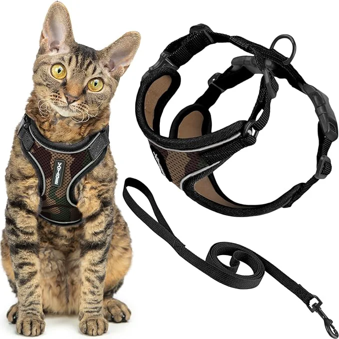 Excellent Voyager Escape-Proof Step-in Lock Cat Harness 5ft Neoprene-Handle Leash Set High-Performance