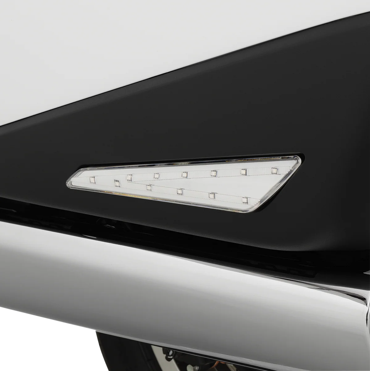 Safe SHOW CHROME LED Marker Lights - Clear Lens Red LEDs - GL1800 52-923R High-End