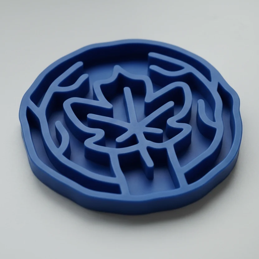 Comfortable Slow Feeder Bowl for Dogs Cats Maple Leaf Design First-Class