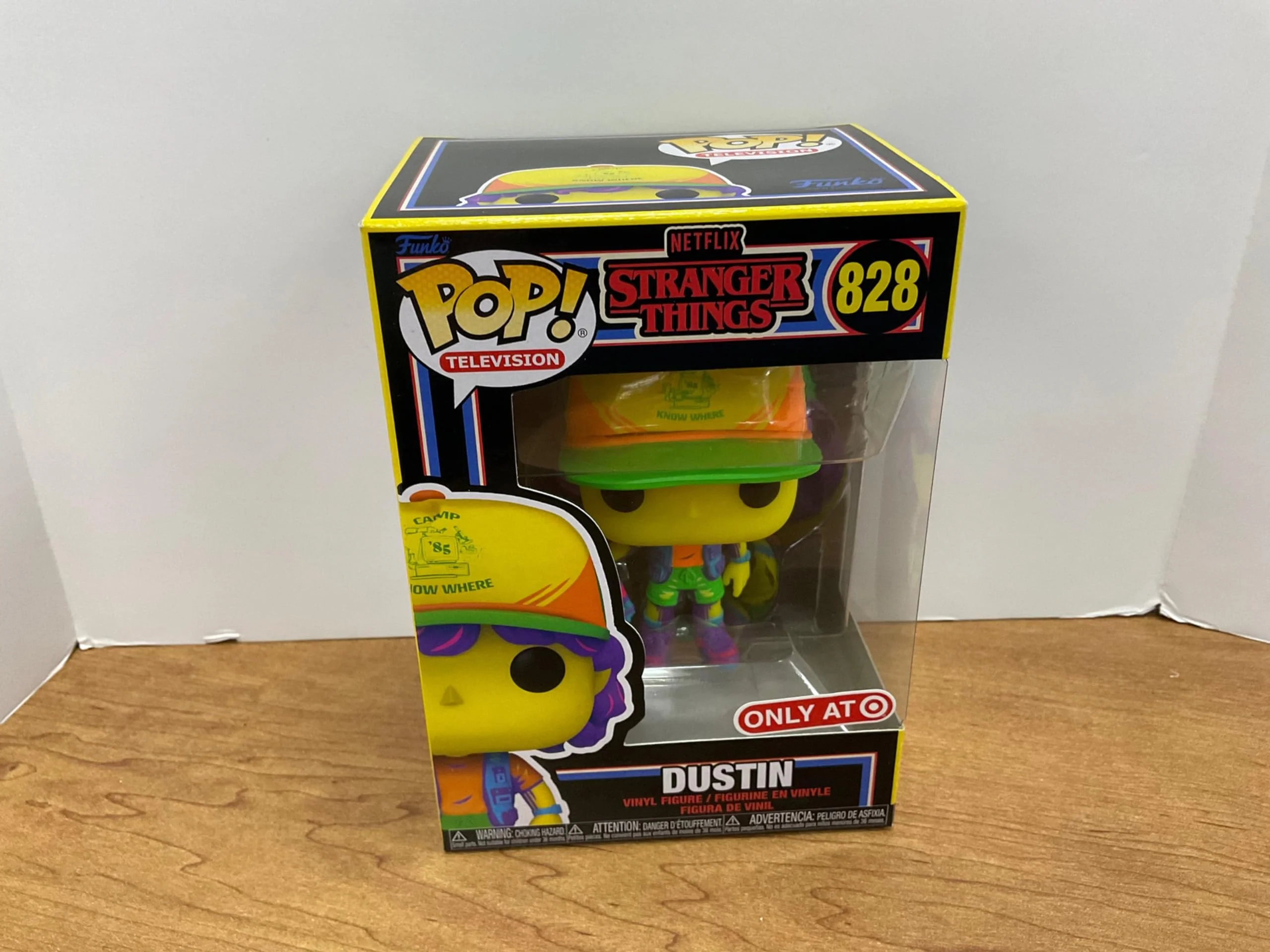 Safe Funko Stranger Things Dustin Beef Tee Black Light GITD Glow in The Dark Special Edition POP TV 828 Vinyl Figure Quality