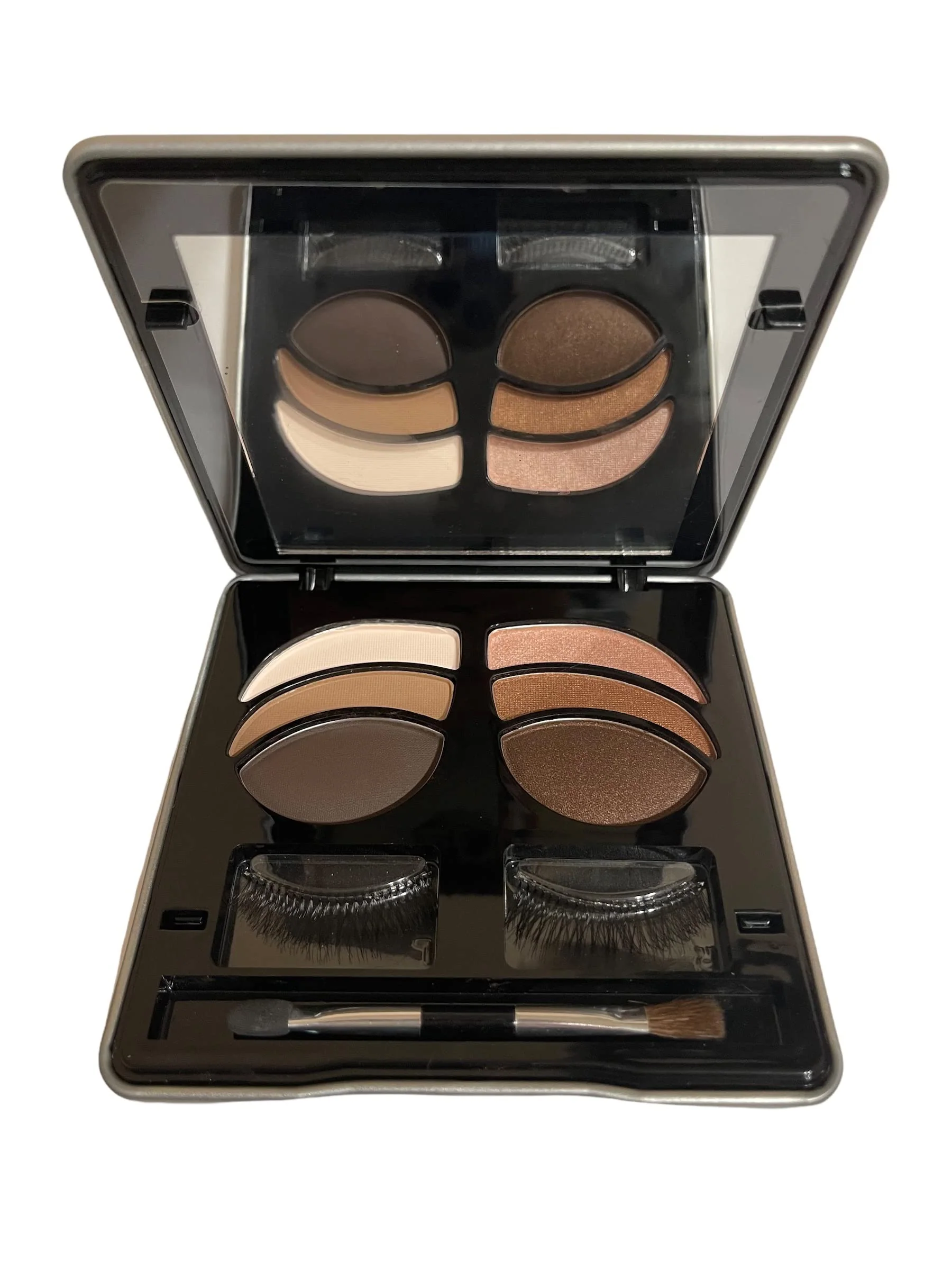 Natural Makeover Essentials Lashing Out Girls Day out Eyeshadow 1 Pair Eyelash Original