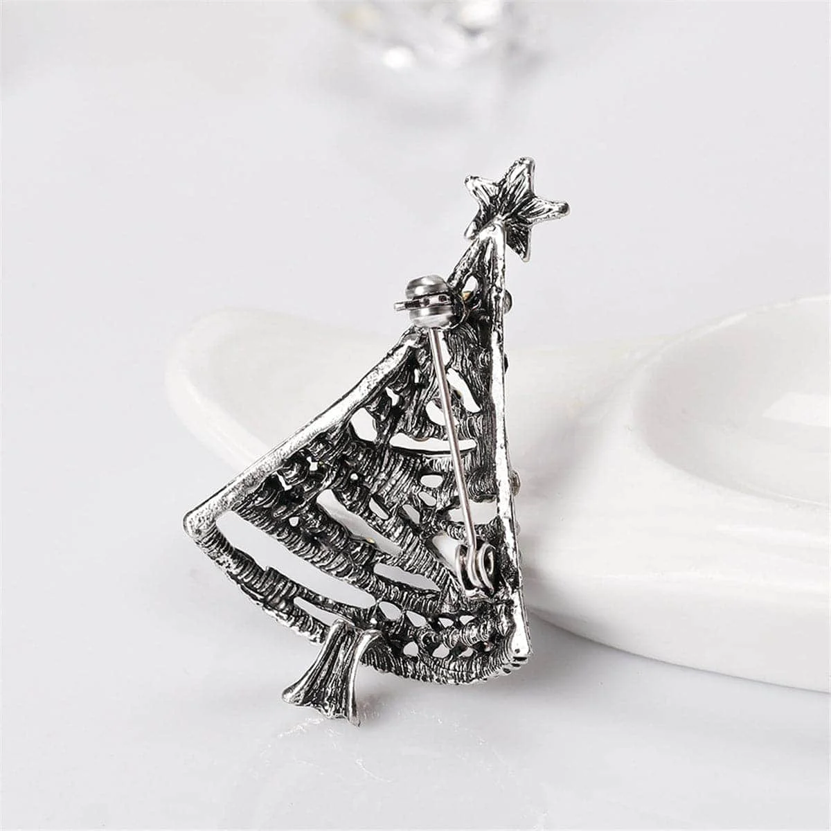 Innovative Cubic Zirconia Silvertone Openwork Christmas Tree Brooch Trusted