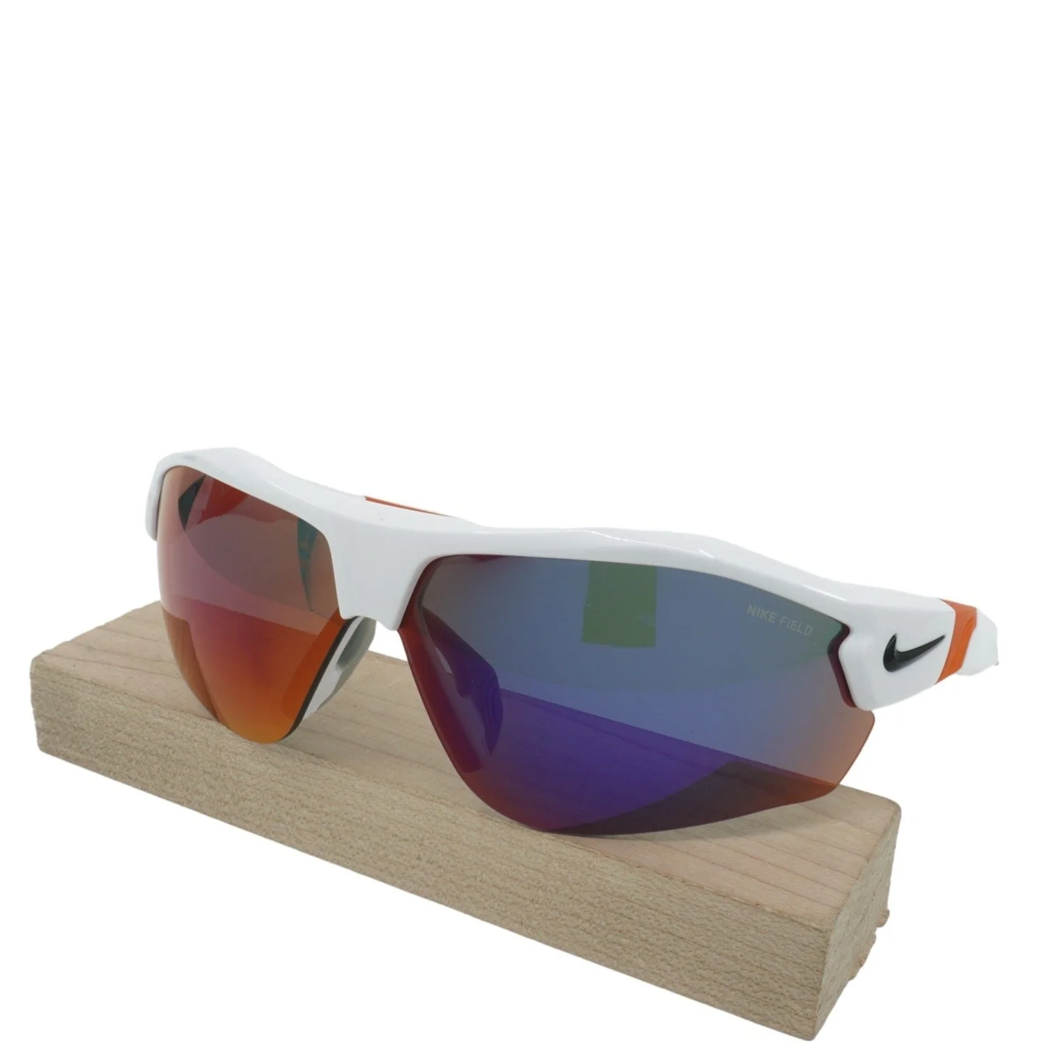 Minimalist Nike Men's Show X3 Sunglasses Relaxed