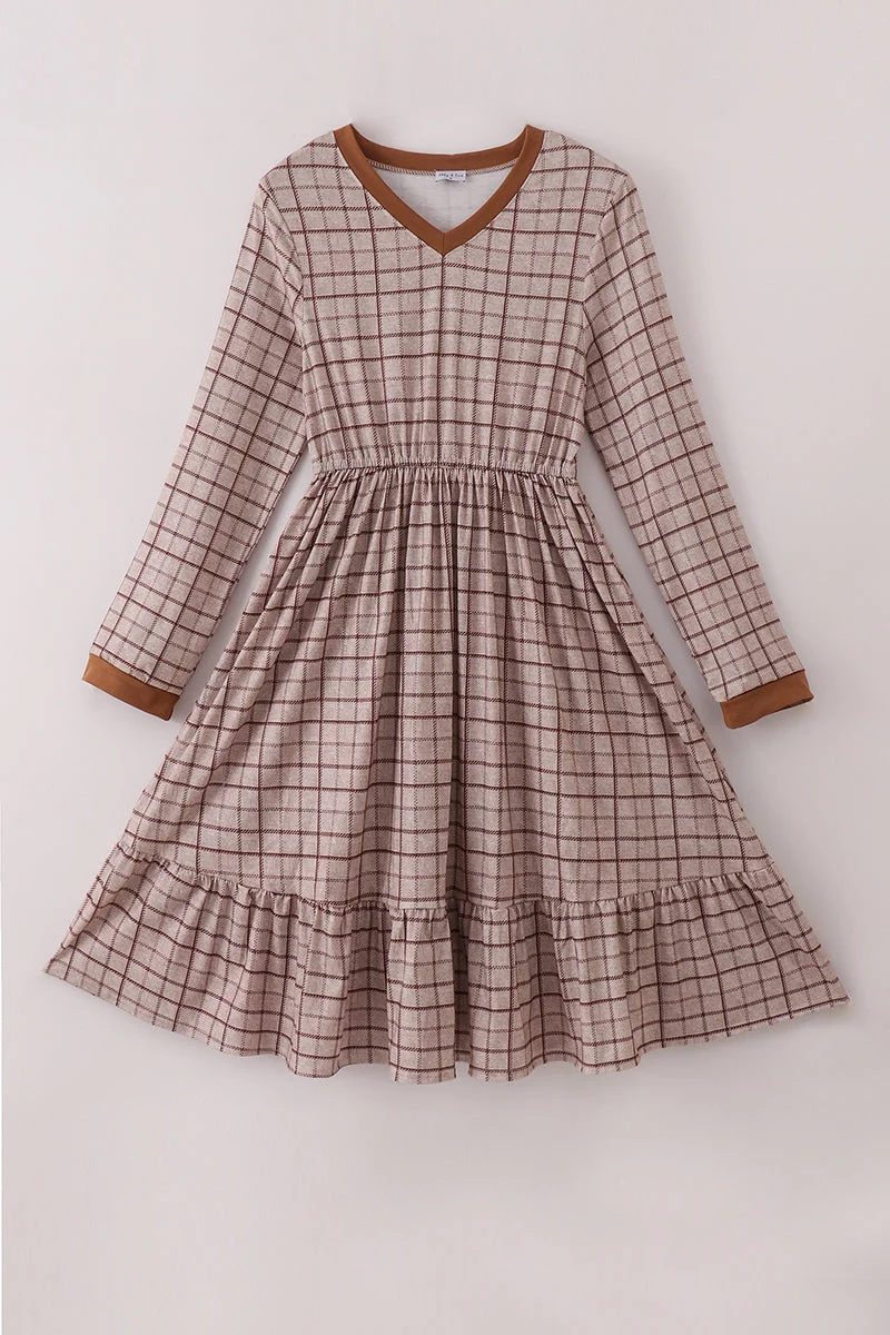 High-Performance Brown plaid mom dress Carefully Designed