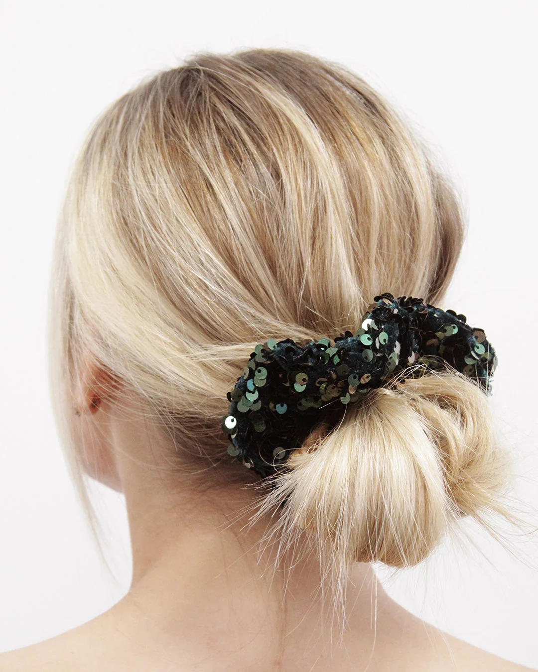 Clean Metropolitan - Sequin Scrunchies Gift Set Expertly Made