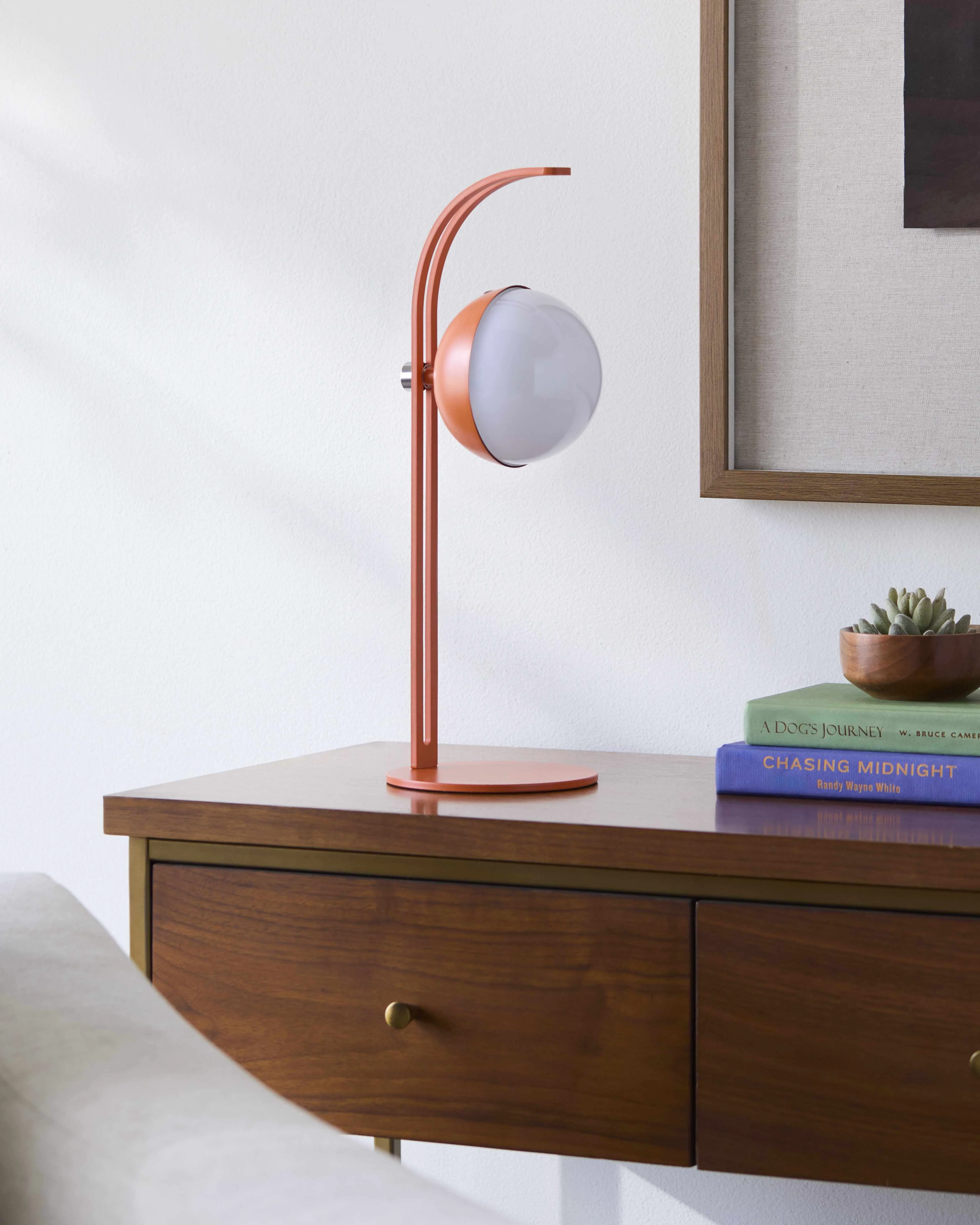 Minimalist Logovardi Orange Table Lamp Reusable