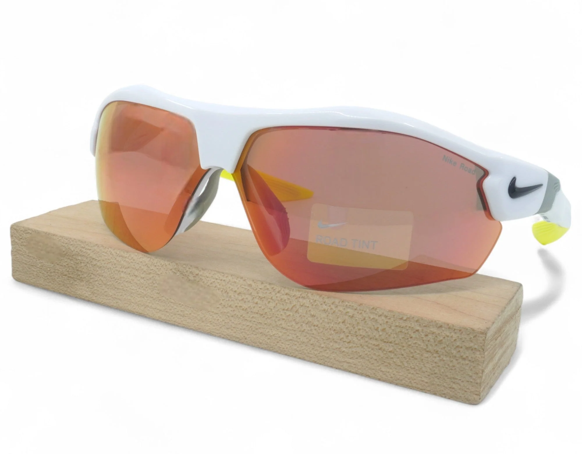 Lightweight Nike Show X3 E Sunglasses High-Performance