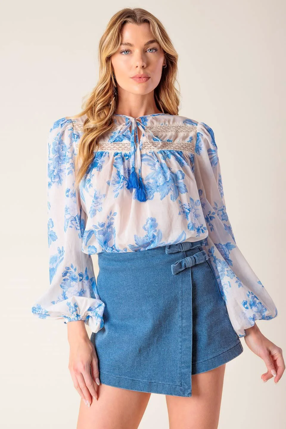 Verified Lagoon Daydreams Woven Top Authentic