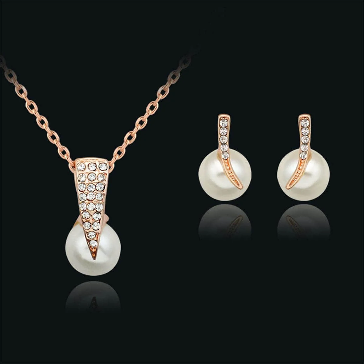 Convenient Pearl Cubic Zirconia Goldtone Flush-Set Pendant Necklace Set Artisan