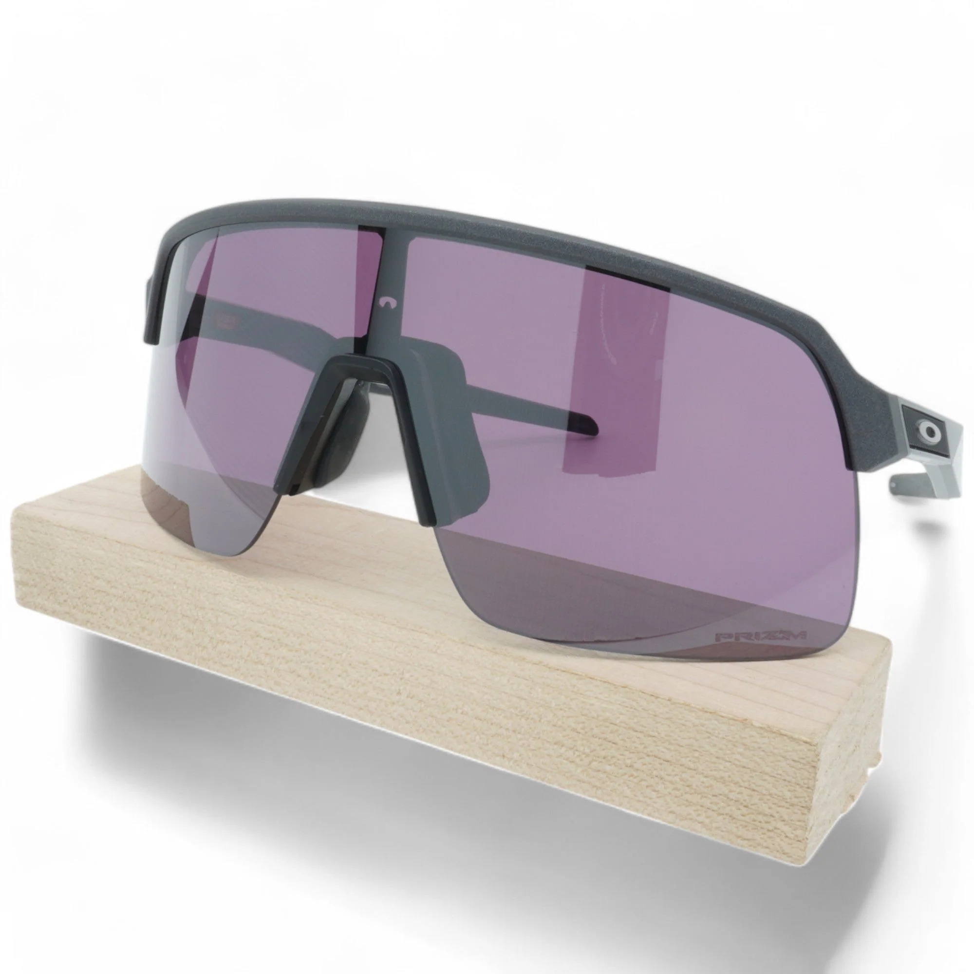 Recyclable Oakley Sutro Lite A Sunglasses Clean