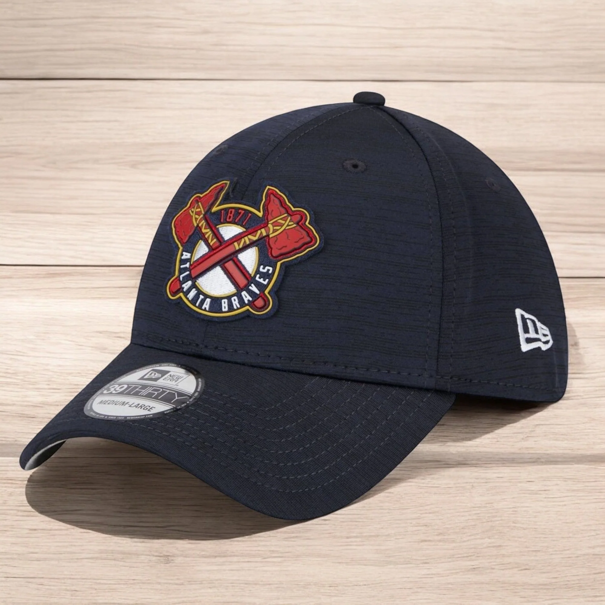 Enhanced New Era Men's MLB 3930 Clubhouse Flex Fit Braves Excellent