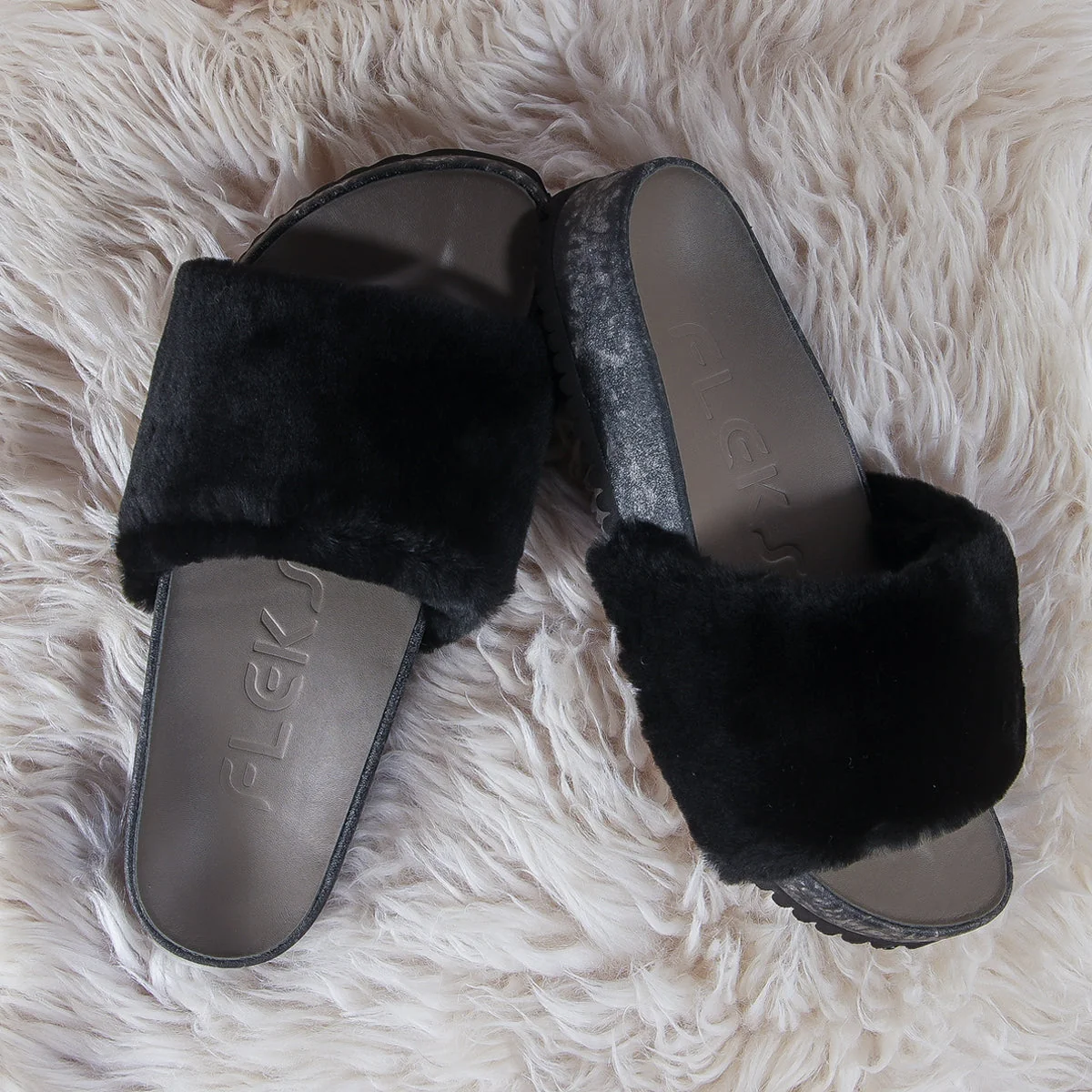 Top-Quality Fleks Unisex San Ysidro Slide - Raven Consistent
