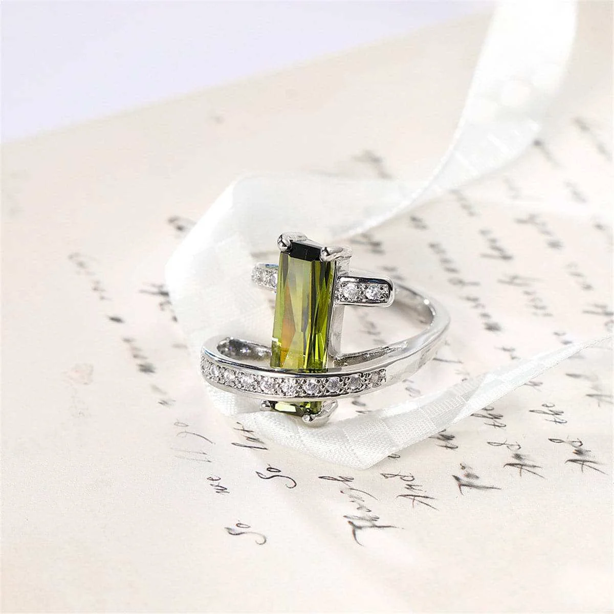 Superior Olive Cubic Zirconia Crystal Geometric Ring Smooth