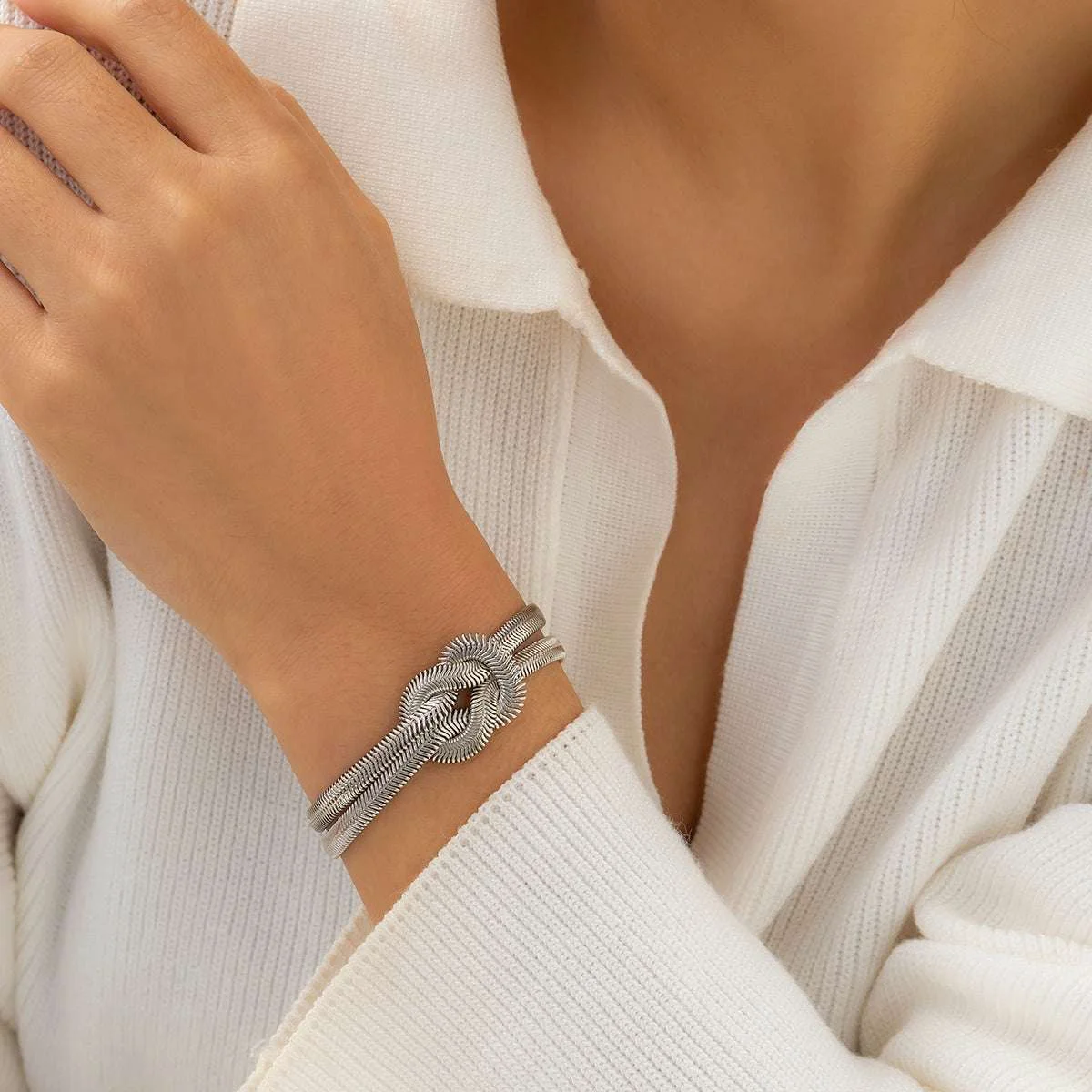 World-Class Silvertone Herringbone Chain Knot Bracelet Safe