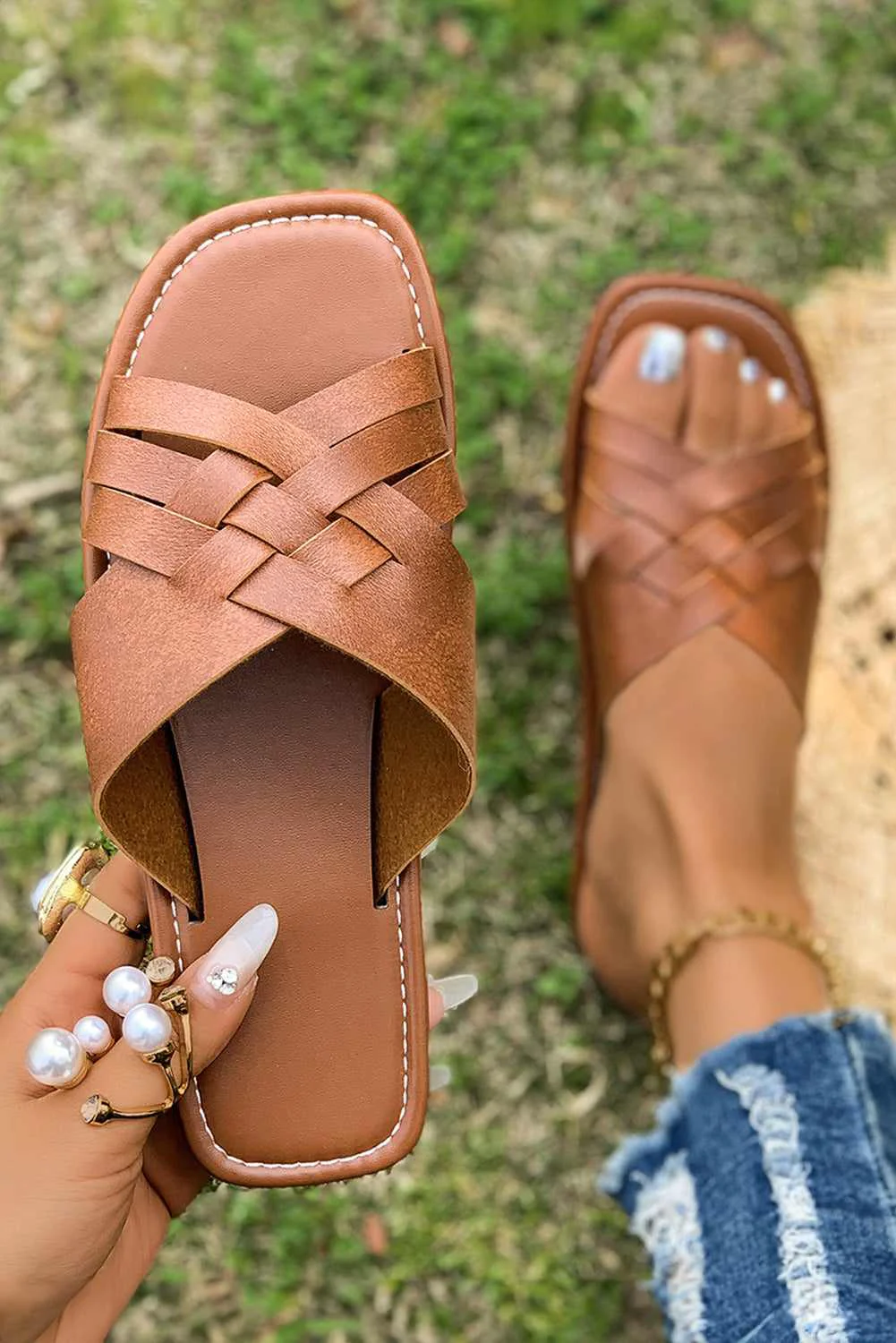 Certified Threaded Pear Ana Crossed Woven Flat Slippers Flexible