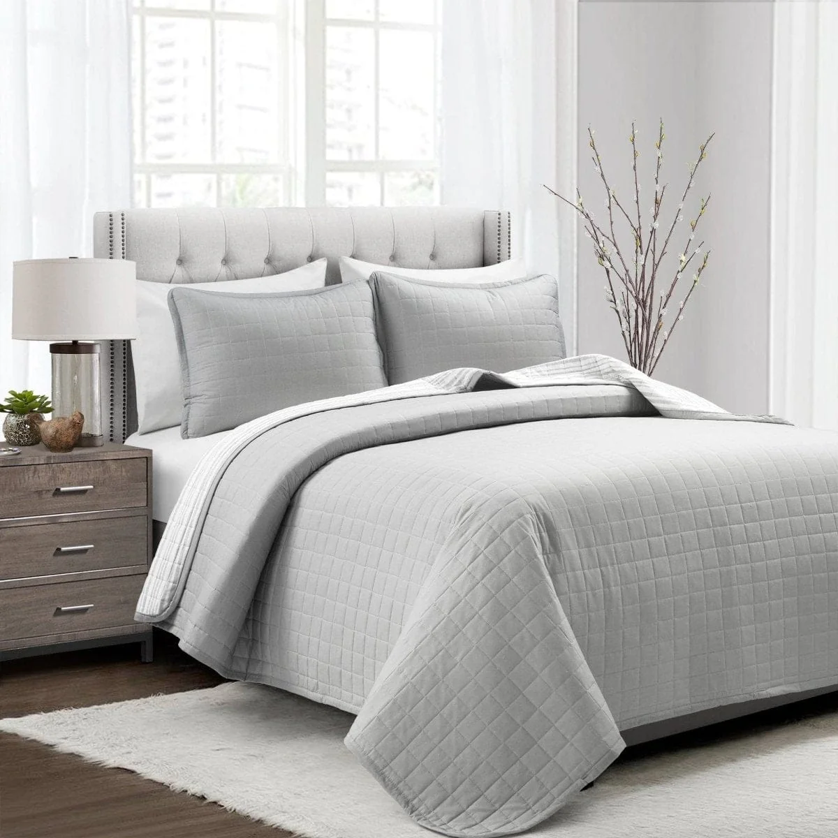 Exceptional Farmhouse Box Stitch And Stripe Cotton Quilt 3 Piece Set Minimalist