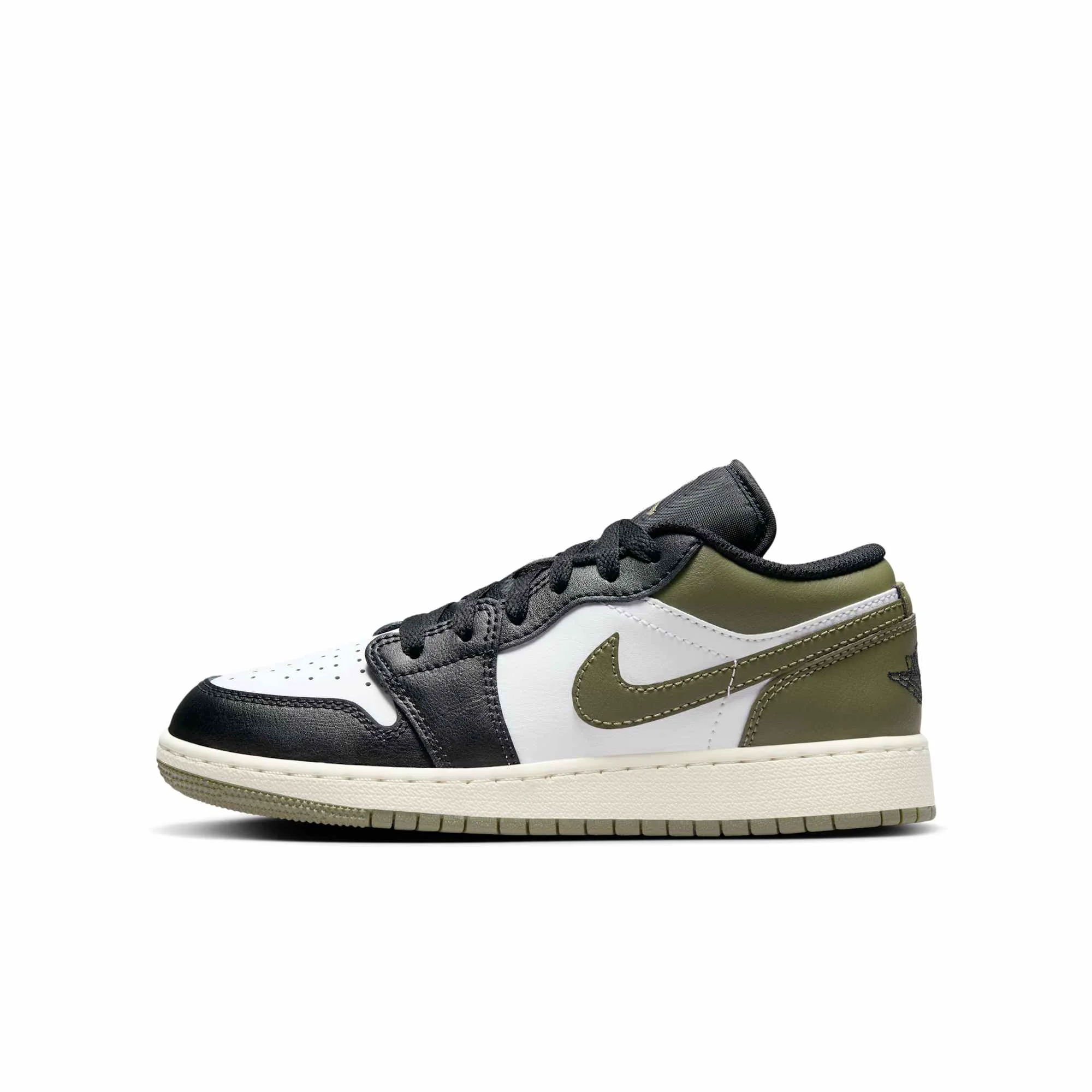 Detailed Air Jordan Grade School Retro 1 Low Sneakers Trusted