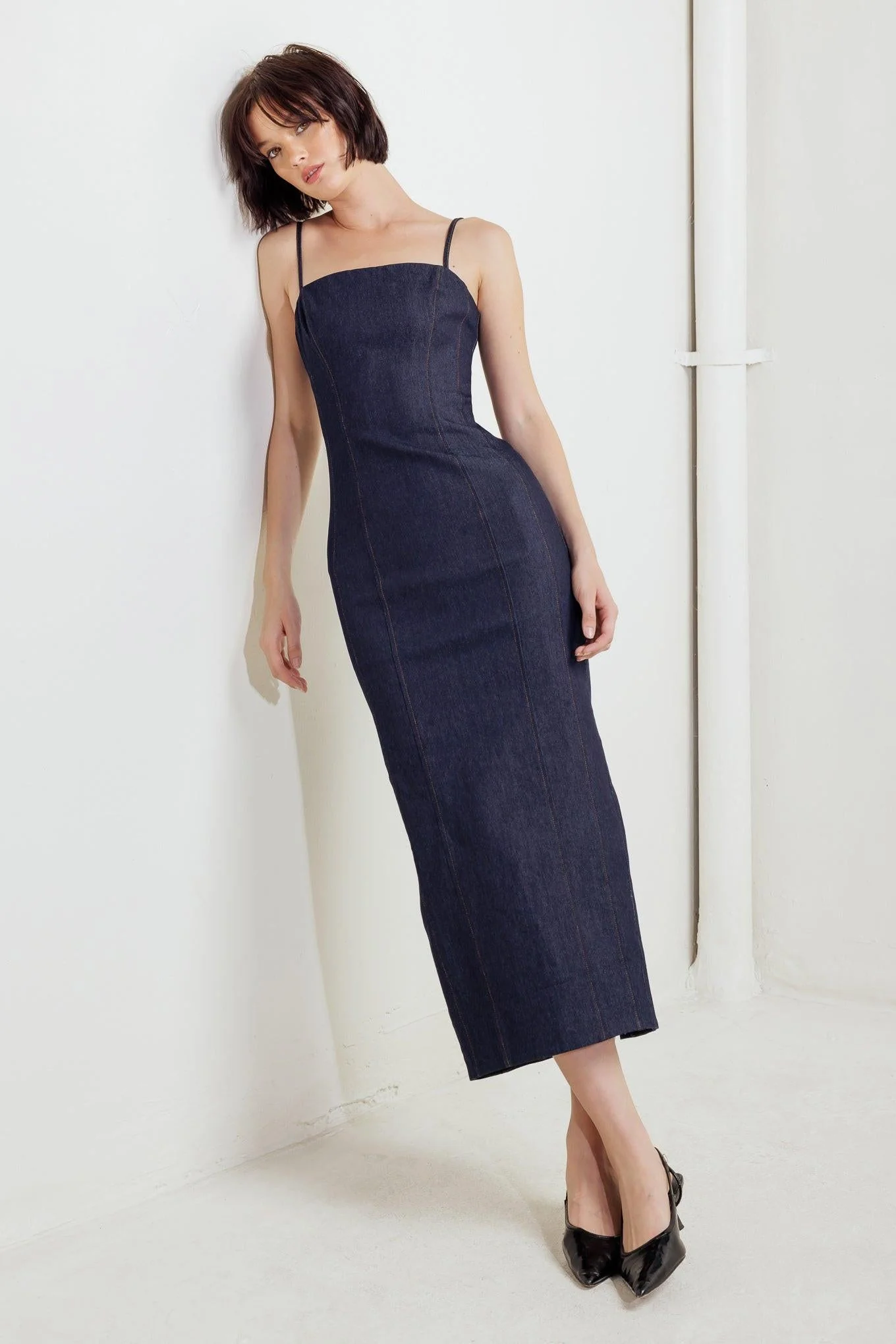 High-Quality Quiet Curve Dark Denim Midi Dress Luxury