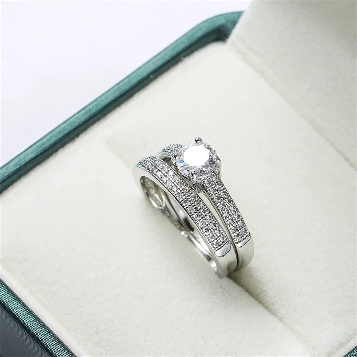Smooth Crystal Cubic Zirconia Pavé Stacking Ring Set Smart