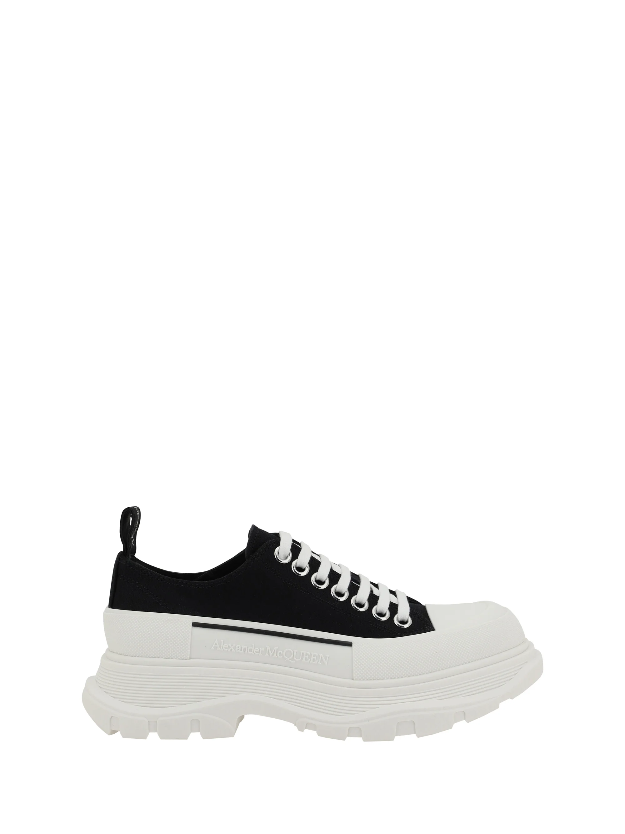 Smooth Sneakers Tread Slick Black White Modern