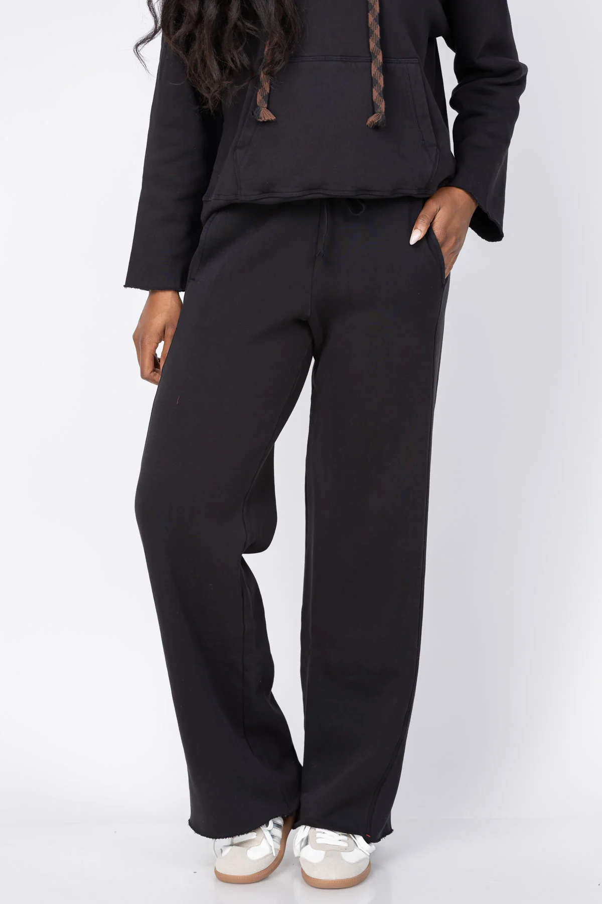 Clean XiRENA Renzo Sweatpant in Black Elegant